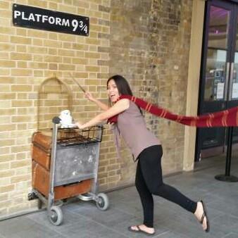 Jennifer Pham in London Harry Potter